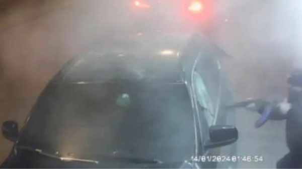 &Mu;&alpha;&phi;&iota;ό&zeta;&iota;&kappa;&eta; &epsilon;&kappa;&tau;έ&lambda;&epsilon;&sigma;&eta; &sigma;&tau;&omicron;&nu; &Nu;έ&omicron; &Kappa;ό&sigma;&mu;&omicron;:&Kappa;&alpha;&rho;έ &kappa;&alpha;&rho;έ &eta; &delta;&omicron;&lambda;&omicron;&phi;&omicron;&nu;ί&alpha; &tau;&omicron;&upsilon; &Beta;&alpha;&gamma;&gamma;έ&lambda;&eta; &Zeta;&alpha;&mu;&pi;&omicron;ύ&nu;&eta;(&Beta;ί&nu;&tau;&epsilon;&omicron;)