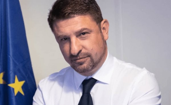 &Mu;ή&nu;&upsilon;&mu;&alpha; &Chi;&alpha;&rho;&delta;&alpha;&lambda;&iota;ά &gamma;&iota;&alpha; &tau;&eta;&nu; 28&eta; &Omicron;&kappa;&tau;&omega;&beta;&rho;ί&omicron;&upsilon;-&ldquo;&Chi;&rho;ό&nu;&iota;&alpha; &pi;&omicron;&lambda;&lambda;ά! &Mu;&epsilon; &tau;&iota;&sigmaf; &sigma;&eta;&mu;&alpha;ί&epsilon;&sigmaf; &mu;&alpha;&sigmaf; &pi;ά&nu;&tau;&alpha; &psi;&eta;&lambda;ά"!