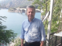 &Alpha;&iota;&tau;&omega;&lambda;/&nu;ί&alpha;:&Theta;&lambda;ί&psi;&eta; &gamma;&iota;&alpha; &tau;&omicron;&nu; &theta;ά&nu;&alpha;&tau;&omicron; &tau;&omicron;&upsilon; &Gamma;&iota;&alpha;&tau;&rho;&omicron;ύ &Beta;&alpha;&sigma;ί&lambda;&eta; &Alpha;&nu;&tau;&omega;&nu;ό&pi;&omicron;&upsilon;&lambda;&omicron;&upsilon;