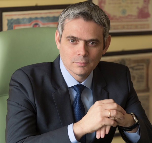 Το… ατόπημα του Κώστα Καραγκούνη!