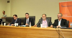 K&omicron;&nu;&tau;&omicron;&gamma;&epsilon;ώ&rho;&gamma;&omicron;&sigmaf;:"&Eta; &alpha;&upsilon;&tau;&omicron;&delta;&iota;&omicron;ί&kappa;&eta;&sigma;&eta; &pi;&upsilon;&rho;ή&nu;&alpha;&sigmaf; &alpha;&nu;&alpha;&sigma;&upsilon;&gamma;&kappa;&rho;ό&tau;&eta;&sigma;&eta;&sigmaf; &tau;&omicron;&upsilon; &sigma;ύ&gamma;&chi;&rho;&omicron;&nu;&omicron;&upsilon; &kappa;&rho;ά&tau;&omicron;&upsilon;&sigmaf;"