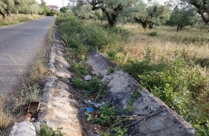 &Mu;&epsilon; &tau;έ&tau;&omicron;&iota;&epsilon;&sigmaf; &lambda;&omicron;&gamma;&iota;&kappa;έ&sigmaf;, &hellip;&delta;&epsilon;&nu; &mu;&pi;&alpha;ί&nu;&epsilon;&iota; &tau;&omicron; &nu;&epsilon;&rho;ό &sigma;&tau;&rsquo; &alpha;&upsilon;&lambda;ά&kappa;&iota;