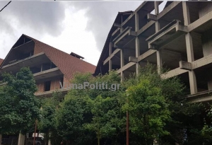 &Kappa;&alpha;&rho;&pi;&epsilon;&nu;ή&sigma;&iota;:&Lambda;ί&gamma;&omicron; &pi;&rho;&iota;&nu; &tau;&eta;&nu; &kappa;&alpha;&tau;&epsilon;&delta;ά&phi;&iota;&sigma;&eta; &tau;&omicron; "&sigma;&tau;&omicron;&iota;&chi;&epsilon;&iota;&omega;&mu;έ&nu;&omicron;" &gamma;&iota;&alpha;&pi;ί-&Kappa;&alpha;&tau;&alpha;&tau;έ&theta;&eta;&kappa;&epsilon; &eta; &mu;&epsilon;&lambda;έ&tau;&eta;