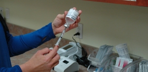 Γρίπη:Λίστες αναμονής και «ρεζερβέ» εμβόλια στα φαρμακεία