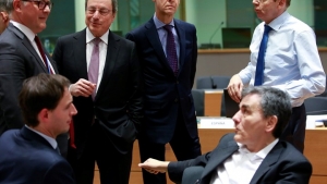 Eurogroup:&Pi;ή&rho;&alpha;&mu;&epsilon; &tau;&alpha; &epsilon;ύ&sigma;&eta;&mu;&alpha;, &alpha;&lambda;&lambda;ά ό&chi;&iota; &tau;&eta; &delta;ό&sigma;&eta;