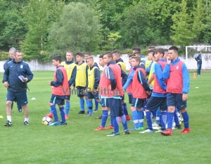 &Sigma;&tau;&omicron; &Kappa;&alpha;&rho;&pi;&epsilon;&nu;ή&sigma;&iota; &gamma;&iota;&alpha; &pi;&rho;&omicron;&pi;&omicron;&nu;ή&sigma;&epsilon;&iota;&sigmaf; &eta; &Epsilon;&theta;&nu;&iota;&kappa;ή &Kappa;15-&Omicron;&iota; &epsilon;&kappa;&lambda;&epsilon;&kappa;&tau;&omicron;ί &tau;&omicron;&upsilon; &Epsilon;&lambda;&epsilon;&upsilon;&theta;&epsilon;&rho;&iota;ά&delta;&eta;