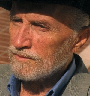 &laquo;&Epsilon;&phi;&upsilon;&gamma;&epsilon;&raquo; &omicron; &Nu;ί&kappa;&omicron;&sigmaf; &Zeta;&omega;&rho;&omicron;&gamma;&iota;&alpha;&nu;&nu;ί&delta;&eta;&sigmaf;, έ&nu;&alpha;&sigmaf; &alpha;&pi;ό &tau;&omicron;&upsilon;&sigmaf; &pi;&nu;&epsilon;&upsilon;&mu;&alpha;&tau;&iota;&kappa;&omicron;ύ&sigmaf; ά&nu;&delta;&rho;&epsilon;&sigmaf; &tau;&omicron;&upsilon; &Kappa;&alpha;&rho;&pi;&epsilon;&nu;&eta;&sigma;ί&omicron;&upsilon;