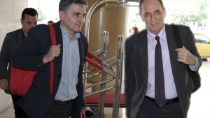 Έ&kappa;&lambda;&epsilon;&iota;&sigma;&epsilon; &eta; &sigma;&upsilon;&mu;&phi;&omega;&nu;ί&alpha;-&Alpha;&upsilon;&tau;ό &epsilon;ί&nu;&alpha;&iota; &tau;&omicron; &pi;&alpha;&kappa;έ&tau;&omicron; &mu;έ&tau;&rho;&omega;&nu; &pi;&omicron;&upsilon; &theta;&alpha; &kappa;&alpha;&tau;&alpha;&tau;&epsilon;&theta;&epsilon;ί &sigma;&tau;&eta; &Beta;&omicron;&upsilon;&lambda;ή(&Beta;ί&nu;&tau;&epsilon;&omicron;)