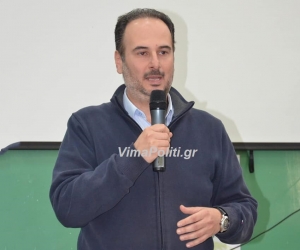 E&upsilon;&tau;&upsilon;&chi;&iota;&sigma;&mu;έ&nu;&omicron;&sigmaf; &mu;&pi;&alpha;&mu;&pi;ά&sigmaf; &gamma;&iota;&alpha; &tau;&rho;ί&tau;&eta; &phi;&omicron;&rho;ά &omicron; Ά&rho;&eta;&sigmaf; &Tau;&alpha;&sigma;&iota;ό&sigmaf;