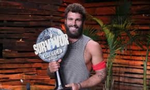 Survivor: Μεγάλος νικητής ο Στάθης Σχίζας – Σήκωσε την «κούπα» και κέρδισε 100.000 ευρώ