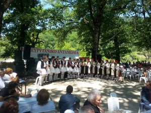 &Sigma;&tau;&omicron; &Lambda;&eta;&mu;έ&rho;&iota; &alpha;&nu;&tau;&alpha;&mu;ώ&nu;&omicron;&upsilon;&nu; &phi;έ&tau;&omicron;&sigmaf; &omicron;&iota; &Epsilon;&upsilon;&rho;&upsilon;&tau;ά&nu;&epsilon;&sigmaf;