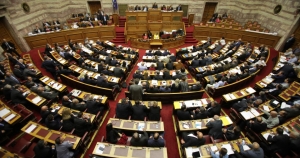 Πέρασε το πολυνομοσχέδιο με 154 «ναι»