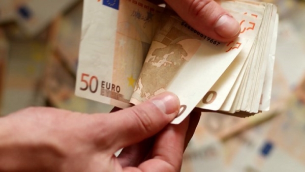 Αποζημιώσεις έως 4.000 ευρώ σε επιχειρήσεις-Ποιους αφορά και ποιοι μένουν εκτός