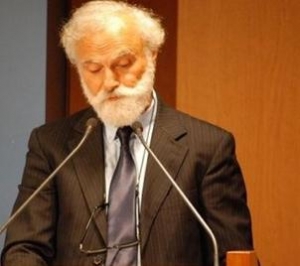 "&Eta;&tau;&alpha;&nu; &Iota;&omicron;ύ&nu;&eta;&sigmaf; 17 &mu;&epsilon; &delta;ί&sigma;&epsilon;&kappa;&tau;&omicron; &tau;&omicron;  &chi;&rho;ό&nu;&omicron;"...