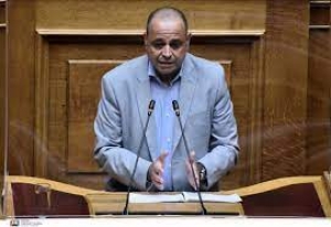 &Pi;έ&theta;&alpha;&nu;&epsilon; &sigma;&epsilon; &eta;&lambda;&iota;&kappa;ί&alpha; 51 &epsilon;&tau;ώ&nu; &omicron; &beta;&omicron;&upsilon;&lambda;&epsilon;&upsilon;&tau;ή&sigmaf; &tau;&omicron;&upsilon; &Sigma;&Upsilon;&Rho;&Iota;&Zeta;&Alpha; &Nu;&epsilon;&kappa;&tau;ά&rho;&iota;&omicron;&sigmaf; &Sigma;&alpha;&nu;&tau;&omicron;&rho;&iota;&nu;&iota;ό&sigmaf;