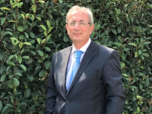 &Upsilon;&pi;&epsilon;&rho;ή&phi;&alpha;&nu;&omicron;&sigmaf; &pi;&alpha;&tau;έ&rho;&alpha;&sigmaf; &omicron; &delta;ή&mu;&alpha;&rho;&chi;&omicron;&sigmaf; &Theta;έ&rho;&mu;&omicron;&upsilon; &Sigma;&pi;.&Kappa;&omega;&nu;&sigma;&tau;&alpha;&nu;&tau;ά&rho;&alpha;&sigmaf;: &Eta; &pi;&iota;&omicron; &gamma;&lambda;&upsilon;&kappa;&iota;ά "&omicron;&rho;&kappa;&omega;&mu;&omicron;&sigma;ί&alpha;" &tau;&eta;&sigmaf; &zeta;&omega;ή&sigmaf; &tau;&omicron;&upsilon;!