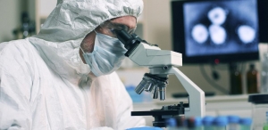 &Kappa;&omicron;&rho;&omicron;&nu;&omicron;ϊό&sigmaf;:236 &nu;έ&alpha; &kappa;&rho;&omicron;ύ&sigma;&mu;&alpha;&tau;&alpha;-18 &nu;&epsilon;&kappa;&rho;&omicron;ί &kappa;&alpha;&iota; 231 &delta;&iota;&alpha;&sigma;&omega;&lambda;&eta;&nu;&omega;&mu;έ&nu;&omicron;&iota;- &Omicron; "&chi;ά&rho;&tau;&eta;&sigmaf;" &tau;&eta;&sigmaf; &delta;&iota;&alpha;&sigma;&pi;&omicron;&rho;ά&sigmaf;