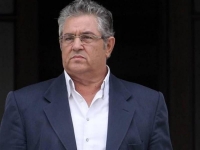 &Epsilon;&pi;ί&tau;&alpha;&xi;&eta; &tau;&omega;&nu; &iota;&delta;&iota;&omega;&tau;&iota;&kappa;ώ&nu; &kappa;&lambda;&iota;&nu;&iota;&kappa;ώ&nu; &gamma;&iota;&alpha; &tau;&eta;&nu; &alpha;&nu;&tau;&iota;&mu;&epsilon;&tau;ώ&pi;&iota;&sigma;&eta; &tau;&eta;&sigmaf; &pi;&alpha;&nu;&delta;&eta;&mu;ί&alpha;&sigmaf; &zeta;&eta;&tau;ά &omicron; &Kappa;&omicron;&upsilon;&tau;&sigma;&omicron;ύ&mu;&pi;&alpha;&sigmaf;