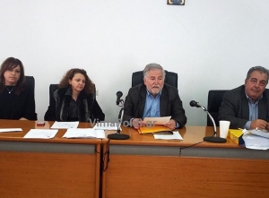 A&nu;&alpha;&beta;&omicron;&lambda;ή &mu;&epsilon; &alpha;&iota;&chi;&mu;έ&sigmaf; &sigma;&tau;&eta;&nu; &Alpha;&rho;&gamma;&iota;&theta;έ&alpha;