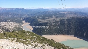 &Eta; &alpha;&nu;&omicron;&mu;&beta;&rho;ί&alpha; &tau;&omicron;&upsilon; &kappa;&alpha;&lambda;&omicron;&kappa;&alpha;&iota;&rho;&iota;&omicron;ύ &uml;&sigma;&tau;έ&rho;&epsilon;&psi;&epsilon;" &tau;&omicron;&nu; &Alpha;&chi;&epsilon;&lambda;ώ&omicron;(&Phi;ώ&tau;&omicron;)