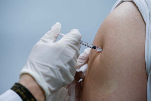 Κορωνοϊός: Έρχεται η ώρα των υποχρεωτικών εμβολιασμών και των «διευκολύνσεων»