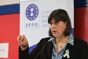 "Κεραυνοί" Κοβέσι για Τέμπη, ΟΠΕΚΕΠΕ και διαφθορά στην Ελλάδα