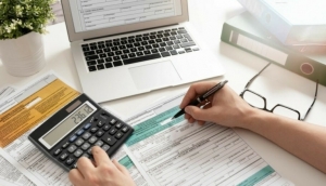 &Pi;&alpha;&gamma;ί&delta;&epsilon;&sigmaf; &sigma;&tau;&iota;&sigmaf; &pi;&rho;&omicron;&sigma;&upsilon;&mu;&pi;&lambda;&eta;&rho;&omega;&mu;έ&nu;&epsilon;&sigmaf; &phi;&omicron;&rho;&omicron;&lambda;&omicron;&gamma;&iota;&kappa;έ&sigmaf; &delta;&eta;&lambda;ώ&sigma;&epsilon;&iota;&sigmaf;: &Tau;&iota; &pi;&rho;έ&pi;&epsilon;&iota; &nu;&alpha; &kappa;ά&nu;&epsilon;&tau;&epsilon; &kappa;&alpha;&iota; &tau;ί &nu;&alpha; &pi;&rho;&omicron;&sigma;έ&xi;&epsilon;&tau;&epsilon;