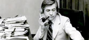 &Eta; Έ&nu;&omega;&sigma;&eta; &Sigma;&upsilon;&nu;&tau;&alpha;&kappa;&tau;ώ&nu; &tau;&iota;&mu;ά &tau;&omicron;&nu; &delta;&eta;&mu;&omicron;&sigma;&iota;&omicron;&gamma;&rho;ά&phi;&omicron; &kappa;&alpha;&iota; &alpha;&gamma;&omega;&nu;&iota;&sigma;&tau;ή &tau;&eta;&sigmaf; &Delta;&eta;&mu;&omicron;&kappa;&rho;&alpha;&tau;ί&alpha;&sigmaf; &Pi;&alpha;ύ&lambda;&omicron; &Mu;&pi;&alpha;&kappa;&omicron;&gamma;&iota;ά&nu;&nu;&eta;