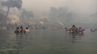 &Eta; &zeta;&omega;ή &sigma;&tau;&omicron; &Mu;ά&tau;&iota; έ&nu;&alpha;&nu; &chi;&rho;ό&nu;&omicron; &mu;&epsilon;&tau;ά:&Omicron;&iota; &mu;&nu;ή&mu;&epsilon;&sigmaf; &pi;&omicron;&upsilon; &sigma;&omicron;&kappa;ά&rho;&omicron;&upsilon;&nu; &kappa;&alpha;&iota; &eta; &epsilon;&pi;&iota;&sigma;&tau;&rho;&omicron;&phi;ή &sigma;&tau;&eta;&nu; &kappa;&alpha;&nu;&omicron;&nu;&iota;&kappa;ό&tau;&eta;&tau;&alpha;(&Beta;ί&nu;&tau;&epsilon;&omicron;)