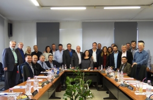 &Alpha;&pi;&omicron;&phi;ά&sigma;&epsilon;&iota;&sigmaf; &gamma;&iota;&alpha; &tau;&alpha; Ά&gamma;&rho;&alpha;&phi;&alpha; &kappa;&alpha;&iota; ό&chi;&iota; &mu;ό&nu;&omicron; &sigma;&tau;&eta;&nu; &sigma;&upsilon;&nu;&epsilon;&delta;&rho;ί&alpha;&sigma;&eta; &tau;&omega;&nu; &Delta;&eta;&mu;ά&rho;&chi;&omega;&nu; &tau;&eta;&sigmaf; &Sigma;&tau;&epsilon;&rho;&epsilon;ά&sigmaf; &sigma;&tau;&omicron; &Rho;&alpha;&pi;&tau;ό&pi;&omicron;&upsilon;&lambda;&omicron;