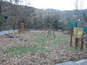 70 &epsilon;&kappa;&alpha;&tau;. &epsilon;&upsilon;&rho;ώ &sigma;&tau;&omicron;&upsilon;&sigmaf; &delta;ή&mu;&omicron;&upsilon;&sigmaf; &gamma;&iota;&alpha; &tau;&eta;&nu; &alpha;&nu;&alpha;&beta;ά&theta;&mu;&iota;&sigma;&eta; &tau;&omega;&nu; &Pi;&alpha;&iota;&delta;&iota;&kappa;ώ&nu; &Chi;&alpha;&rho;ώ&nu;