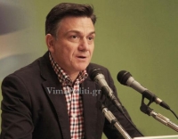 &Alpha;&nu;&alpha;&kappa;&omicron;&iota;&nu;ώ&theta;&eta;&kappa;&epsilon; &omicron; &mu;ί&nu;&iota; &alpha;&nu;&alpha;&sigma;&chi;&eta;&mu;&alpha;&tau;&iota;&sigma;&mu;ό&sigmaf;:&Upsilon;&pi;. &Epsilon;&xi;&omega;&tau;&epsilon;&rho;&iota;&kappa;ώ&nu; &omicron; &Kappa;&alpha;&tau;&rho;&omicron;ύ&gamma;&kappa;&alpha;&lambda;&omicron;&sigmaf;-&Sigma;&tau;&omicron; &Mu;&epsilon;&tau;&alpha;&phi;&omicron;&rho;ώ&nu; &omicron; &Theta;ά&nu;&omicron;&sigmaf; &Mu;&omega;&rho;&alpha;ΐ&tau;&eta;&sigmaf;