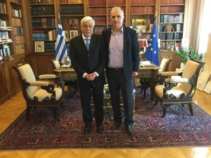 &Sigma;&upsilon;&nu;ά&nu;&tau;&eta;&sigma;&eta; &Gamma;.&Beta;&alpha;&rho;&epsilon;&mu;έ&nu;&omicron;&upsilon; &mu;&epsilon; &tau;&omicron;&nu; &Pi;&rho;ό&epsilon;&delta;&rho;&omicron; &tau;&eta;&sigmaf; &Delta;&eta;&mu;&omicron;&kappa;&rho;&alpha;&tau;ί&alpha;&sigmaf; &Pi;.&Pi;&alpha;&upsilon;&lambda;ό&pi;&omicron;&upsilon;&lambda;&omicron;