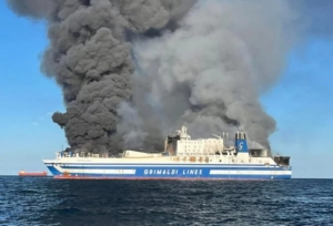 Φωτιά στο Euroferry Olympia: Δεύτερη ημέρα αγωνίας για την τύχη των αγνοούμενων