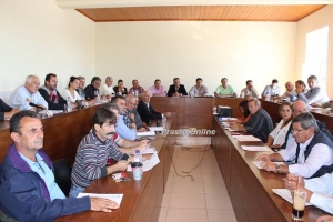 &quot;Άναψαν τα αίματα&quot; στο δημοτικό συμβούλιο Αγράφων
