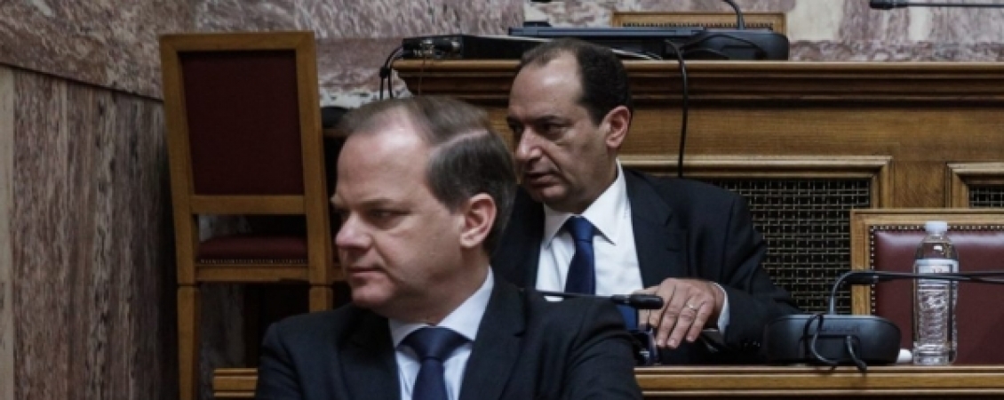 Καραμανλής: Την ώρα του πένθους σιώπησα – Τι...